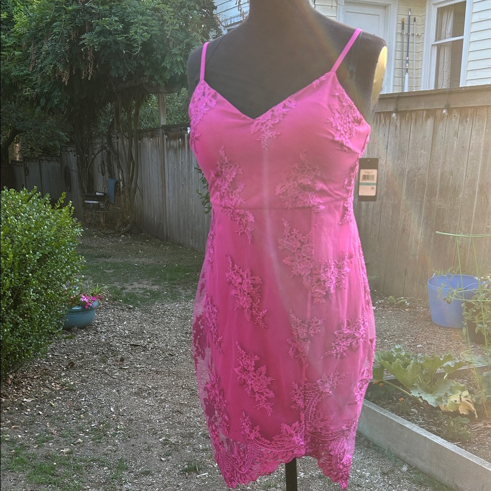 Guess Vibrant Pink Lace Midi Dress